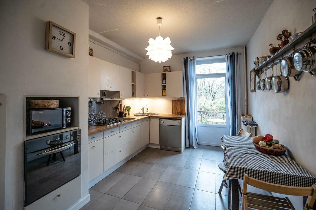 Bright Airy Spacious Apartment 파시 외부 사진